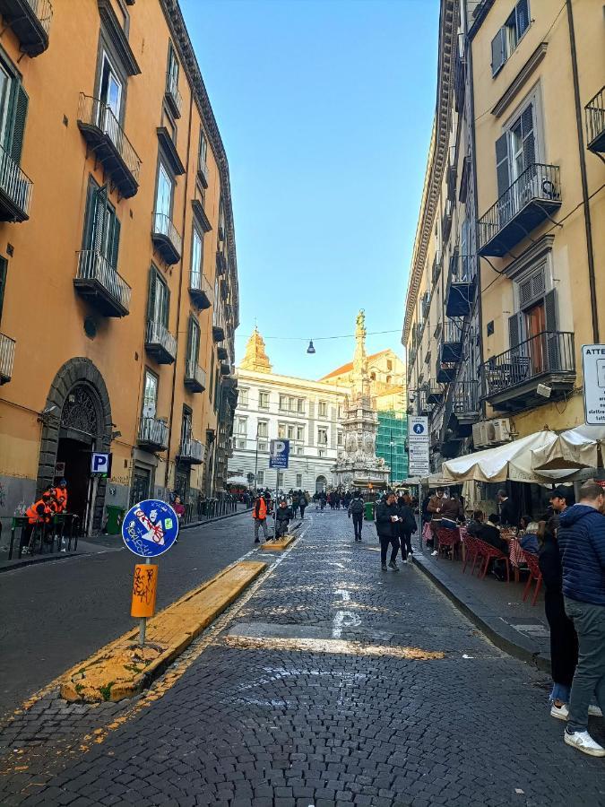 Famme Sta Cuiete Appartamento Napoli Centro 外观 照片